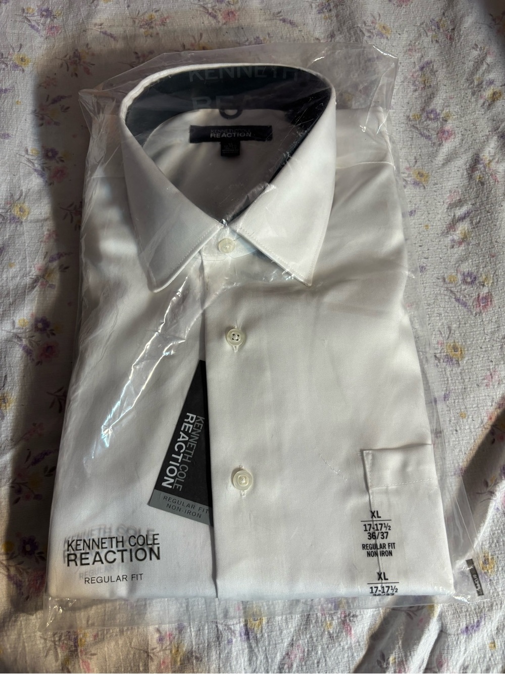 Kenneth Cole Reaction Men's White Regular Fit Dress Shirt NWT